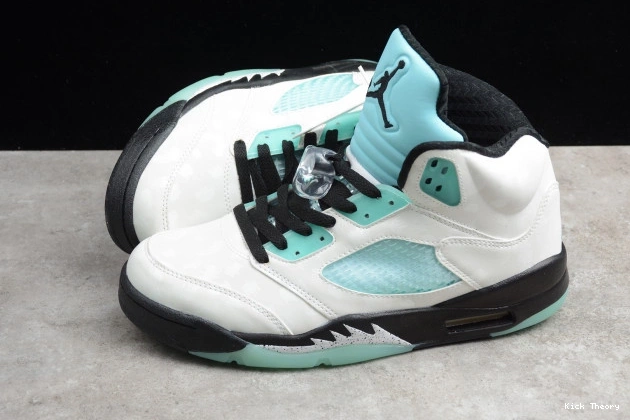 Kicked Out Shoe Store CN2932-100 Air Green Island Jordan 5 0821